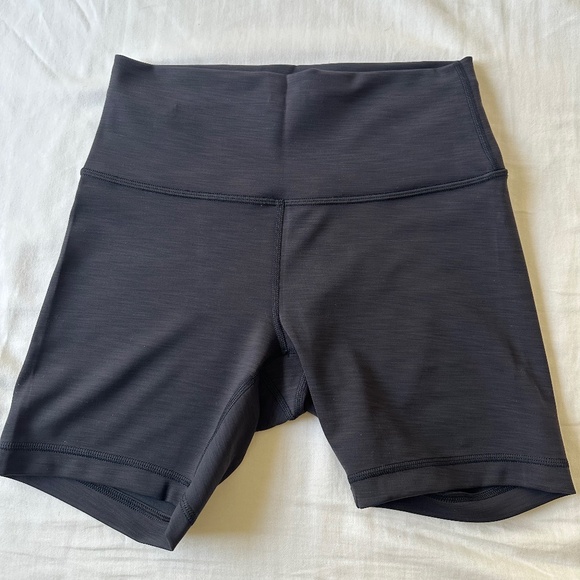 lululemon athletica Pants - Lululemon Wunder Train High-Rise Short 6" - Heathered Black Size 8